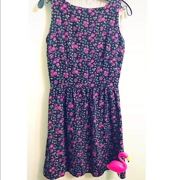 Lilly Pulitzer Dresses & Skirts - Lilly Pulitzer Floral Shift Mini
